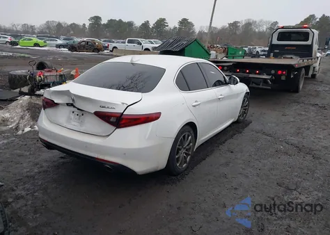 2018 Alfa Romeo Giulia Rwd z USA, uszkodzony, nr VIN ZARFAEBN5J7590028
